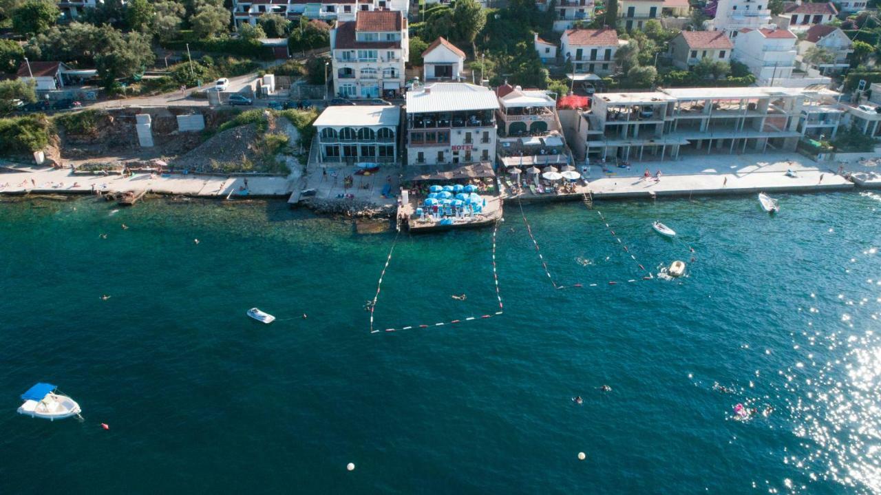 Hotel Anderba Krasići Eksteriør bilde